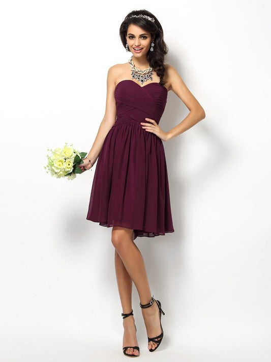 Vestido de dama de honor de gasa corto, sin mangas, con escote corazón y pliegues, corte princesa, para invitada de boda