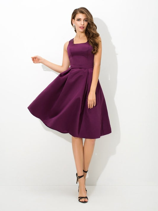 A-Line/Princess Square Pleats Sleeveless Short Satin Bridesmaid Dresses Wedding Guest Dress