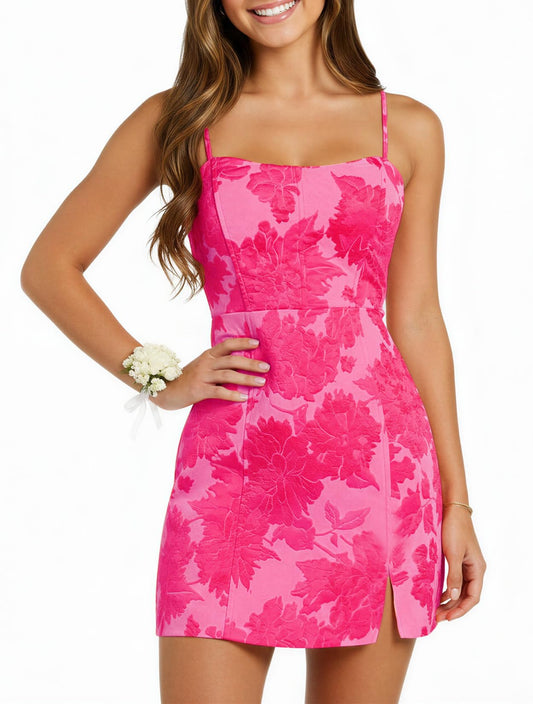 Floral Jacquard Short Homecoming Dresses for Teens 2026 Romantic Florals Meet A Flattering Fitted Silhouette for A Look That Feels Effortlessly Special.
