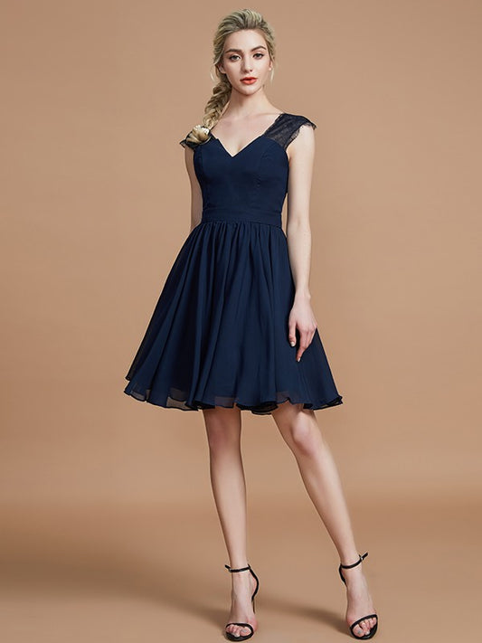 A-Line/Princess V-neck Chiffon Knee-Length Bridesmaid Dresses Wedding Guest Dress