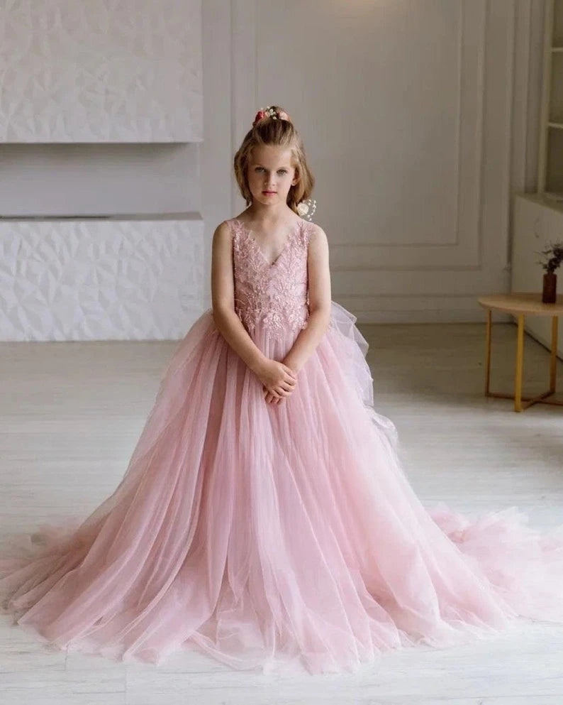 Toddler wedding Tulle Lace girl Dress with train Girl birthday Baby g kingbridals Toddler wedding Tulle Lace girl Dress with train Girl birthday Baby g kingbridals