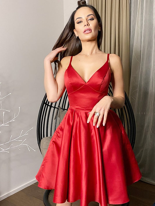 Vestidos de cóctel de satén cortos/mini sin mangas con escote en V y corte A/princesa