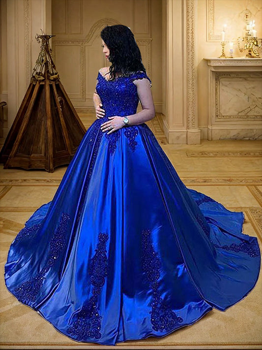 Ballkleid Satin Applikationen Träger Ärmellos Hofschleppe Kleider Ballkleid Ballkleider