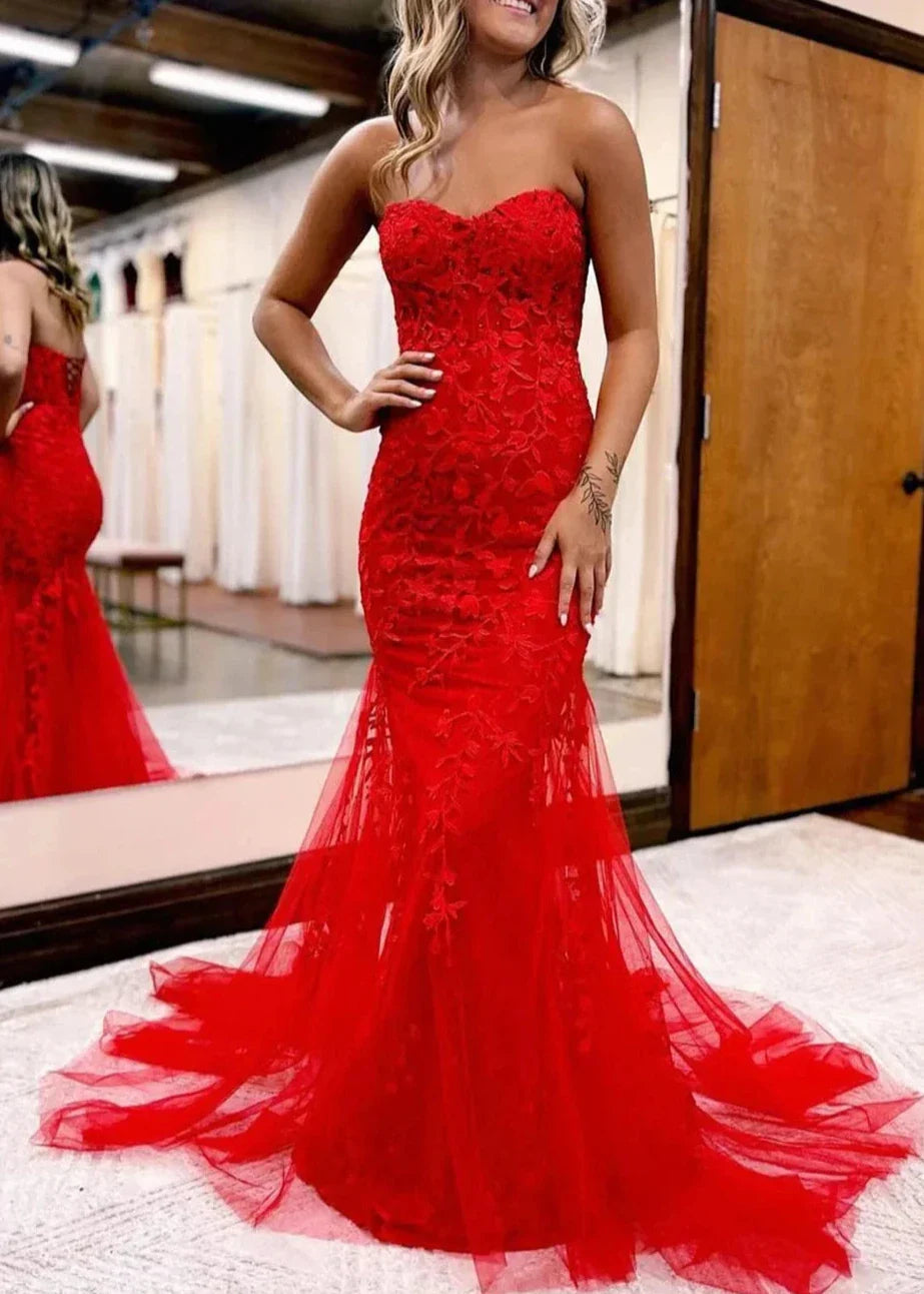 Blue Mermaid Sweetheart Neck Lace Long Prom Dress With Appliques
