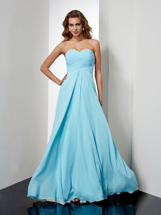 Vestido de noche de graduación de gasa largo con escote corazón, sin mangas y cuentas, corte princesa/corte A