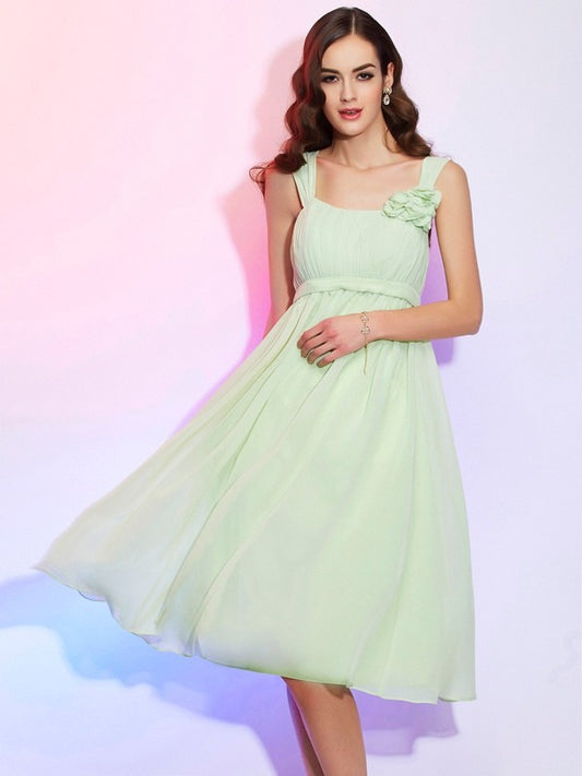 Vestido de dama de honor corto de gasa con pliegues, sin mangas y tirantes tipo princesa, corte A, para invitada de boda