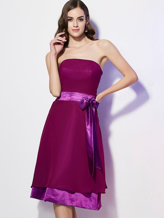 A-Linie/Princess-Linie Trägerlos Ärmellos Schleife Kurz Chiffon Brautjungfernkleider Homecoming Ballkleid