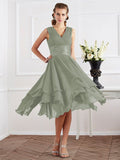 A-Line/Princess V-neck Short Sleeves Pleats Short Chiffon Bridesmaid Dresses Prom Dress