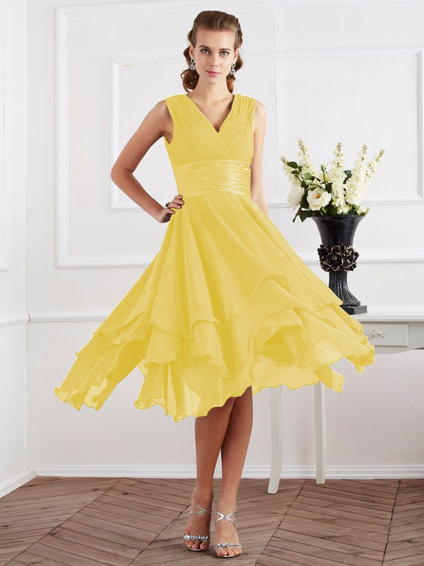 A-Line/Princess V-neck Short Sleeves Pleats Short Chiffon Bridesmaid Dresses Prom Dress