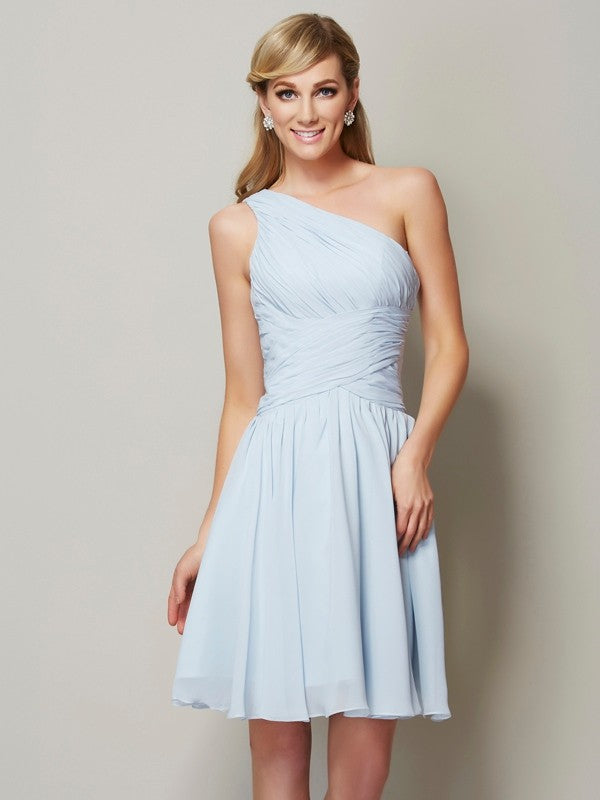 Vestido de dama de honor de gasa corto fruncido, sin mangas, corte A/princesa, con un solo hombro, para invitada de boda y fiesta