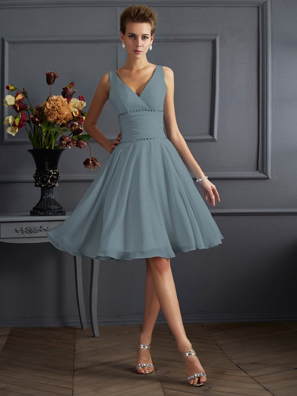 Vestido de dama de honor de gasa, corte A/princesa, escote en V, sin mangas, plisado, corto, para invitada de boda