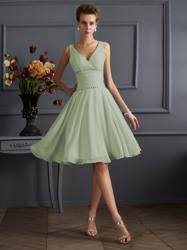 Vestido de dama de honor de gasa, corte A/princesa, escote en V, sin mangas, plisado, corto, para invitada de boda