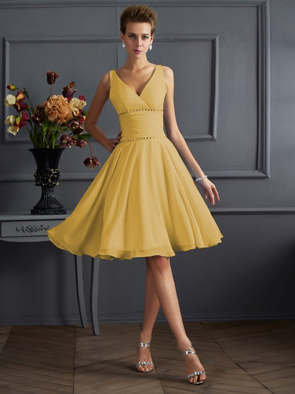 Vestido de dama de honor de gasa, corte A/princesa, escote en V, sin mangas, plisado, corto, para invitada de boda