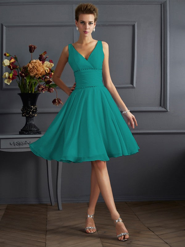Vestido de dama de honor de gasa, corte A/princesa, escote en V, sin mangas, plisado, corto, para invitada de boda