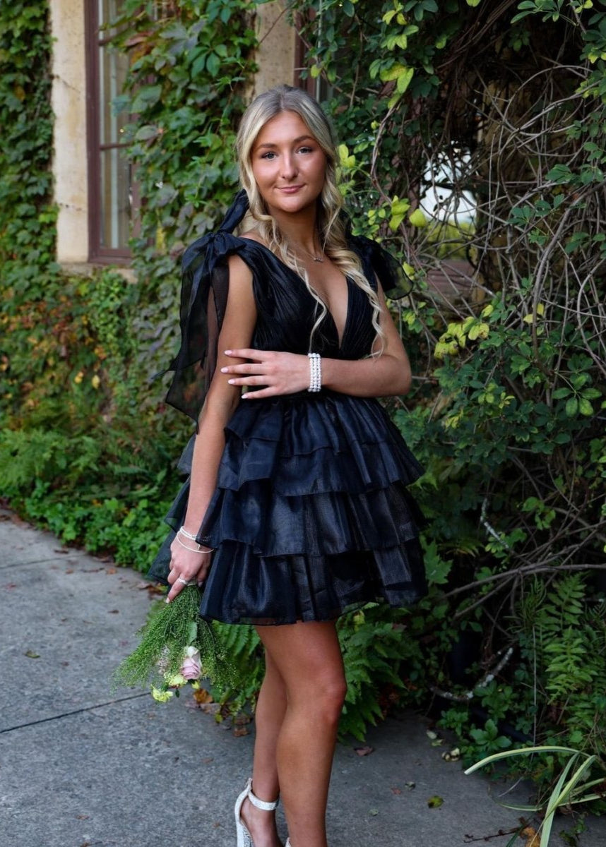 Trendy A-Line Tiered Homecoming Dress with Bow