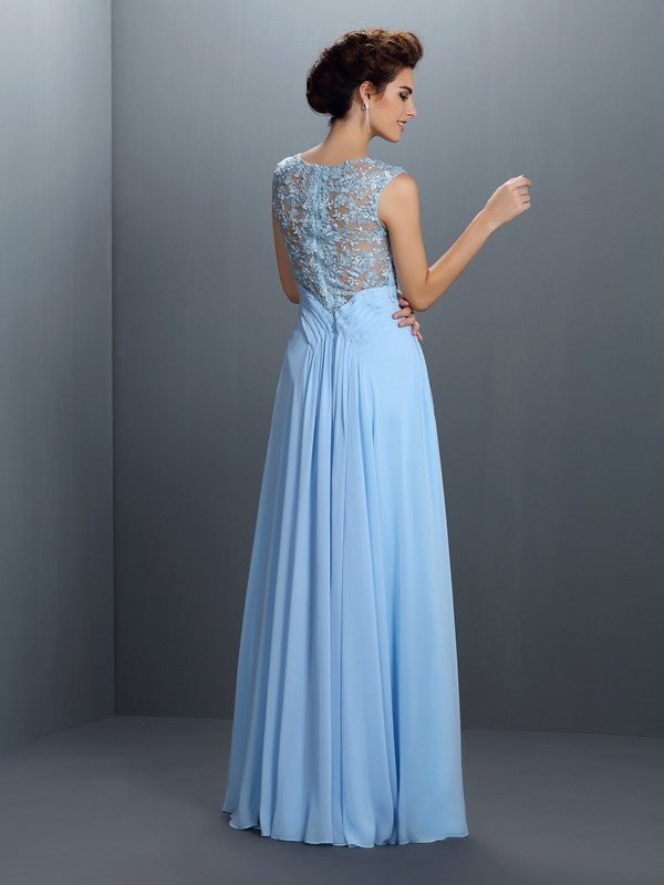 Vestido de noche de graduación de gasa largo sin mangas con apliques de barco y corte A/princesa