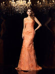 Vestido de noche largo de satén sin mangas con apliques y tirantes de trompeta/sirena