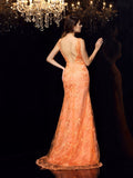 Vestido de noche largo de satén sin mangas con apliques y tirantes de trompeta/sirena