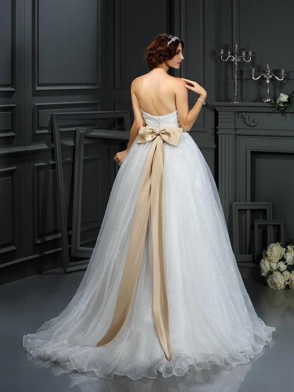 A-Line/Princess Sweetheart Applique Sleeveless Long Organza Wedding Dresses Bridal Gowns