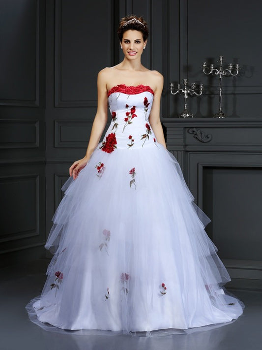 Ball Gown Strapless Hand-Made Flower Sleeveless Long Tulle Wedding Dresses Bridal Gowns