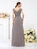 Vestido de dama de honor de gasa larga, corte A/princesa, escote en V, plisado, mangas cortas, para madre de la novia