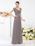 Vestido de dama de honor de gasa larga, corte A/princesa, escote en V, plisado, mangas cortas, para madre de la novia