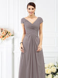 Vestido de dama de honor de gasa larga, corte A/princesa, escote en V, plisado, mangas cortas, para madre de la novia