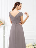 Vestido de dama de honor de gasa larga, corte A/princesa, escote en V, plisado, mangas cortas, para madre de la novia