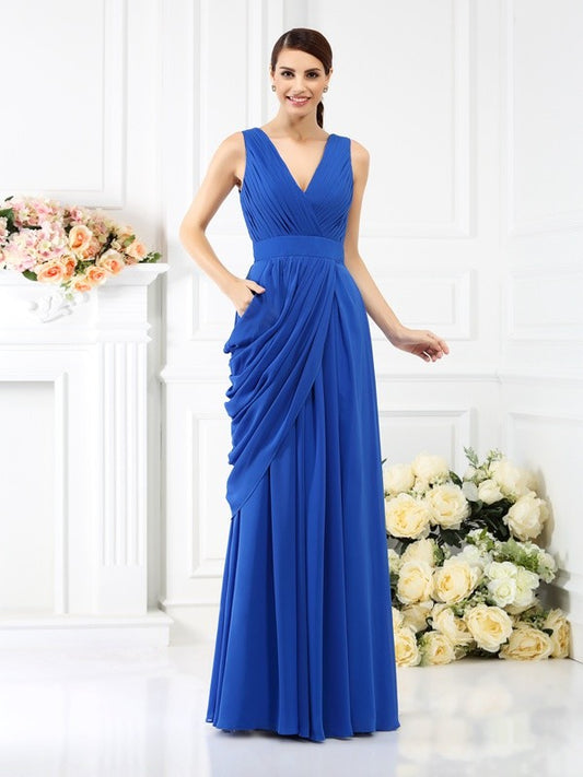 A-Line/Princess V-neck Pleats Sleeveless Long Chiffon Bridesmaid Dresses Evening Dress