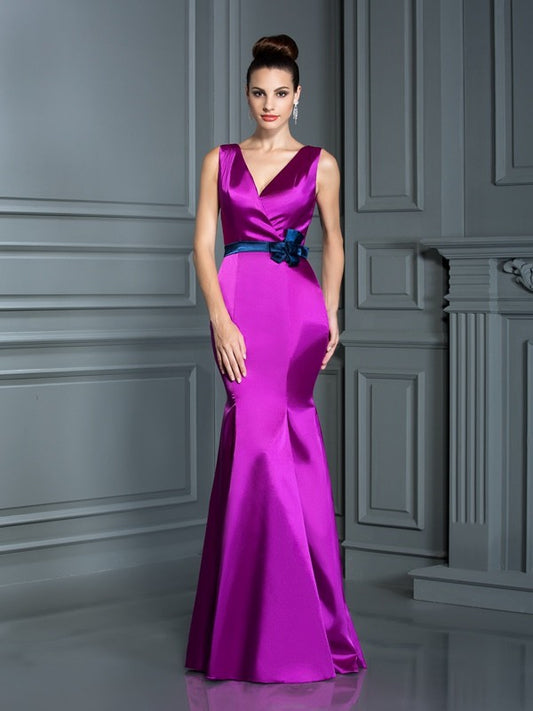 Trumpet/Mermaid V-neck Hand-Made Flower Sleeveless Long Silk like Satin Bridesmaid Dresses Evening Dress