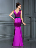 Trumpet/Mermaid V-neck Hand-Made Flower Sleeveless Long Silk like Satin Bridesmaid Dresses Evening Dress