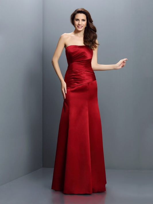Sheath/Column Strapless Pleats Sleeveless Long Satin Bridesmaid Dresses Formal Evening Dress
