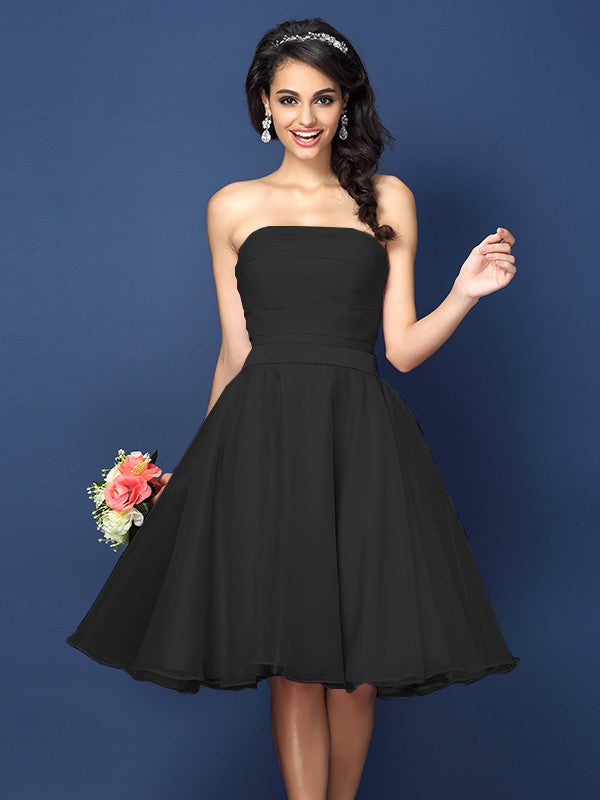 A-Line/Princess Strapless Pleats Sleeveless Short Satin Bridesmaid Dresses Homecoming Prom Dress