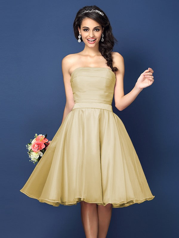 A-Line/Princess Strapless Pleats Sleeveless Short Satin Bridesmaid Dresses Homecoming Prom Dress