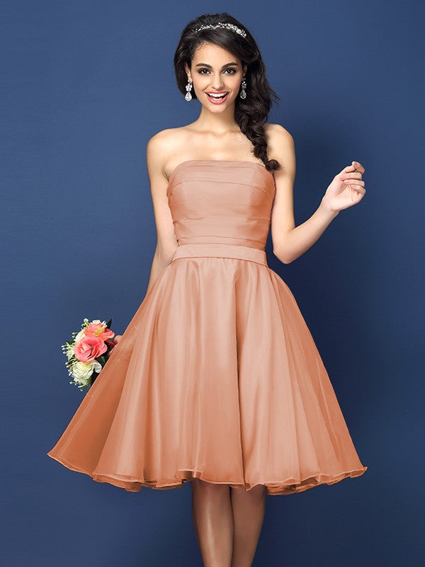 A-Line/Princess Strapless Pleats Sleeveless Short Satin Bridesmaid Dresses Homecoming Prom Dress