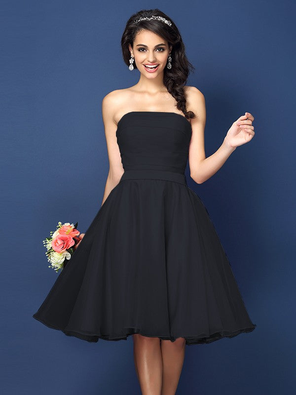A-Line/Princess Strapless Pleats Sleeveless Short Satin Bridesmaid Dresses Homecoming Prom Dress