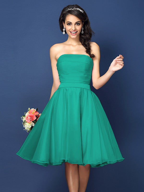A-Line/Princess Strapless Pleats Sleeveless Short Satin Bridesmaid Dresses Homecoming Prom Dress