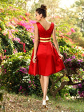 A-Linie/Princess-Linie V-Ausschnitt Falten Schärpe/Band/Gürtel Ärmellos Kurz Satin Brautjungfernkleider Homecoming Ballkleid
