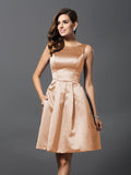 Vestidos de dama de honor cortos de satén con corte A/princesa y escote redondo sin mangas