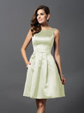 Vestidos de dama de honor cortos de satén con corte A/princesa y escote redondo sin mangas