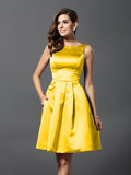 Vestidos de dama de honor cortos de satén con corte A/princesa y escote redondo sin mangas