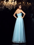 Ballkleid Trägerlos Schärpe/Band/Gürtel Ärmellos Lang Satin Quinceanera Kleider Ballkleid