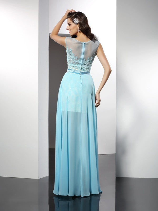 Vestido de noche de graduación de gasa largo sin mangas con apliques de barco y corte A/princesa