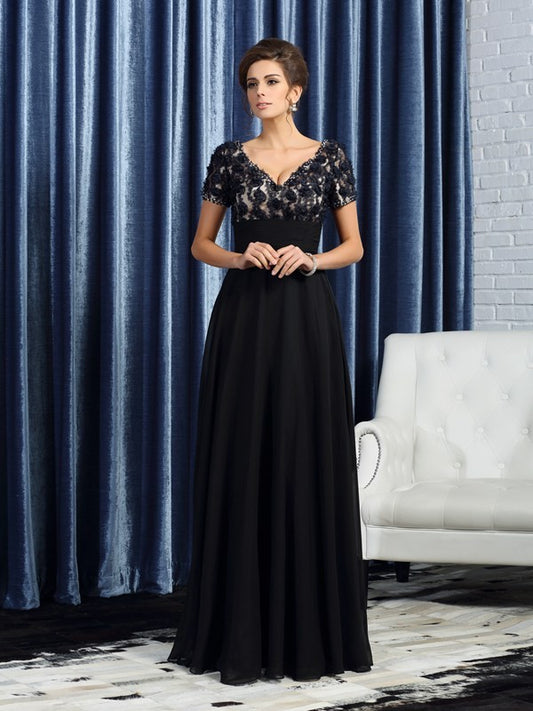 A-Linie/Princess-Linie V-Ausschnitt Kurze Ärmel Lang Chiffon Brautmutterkleider