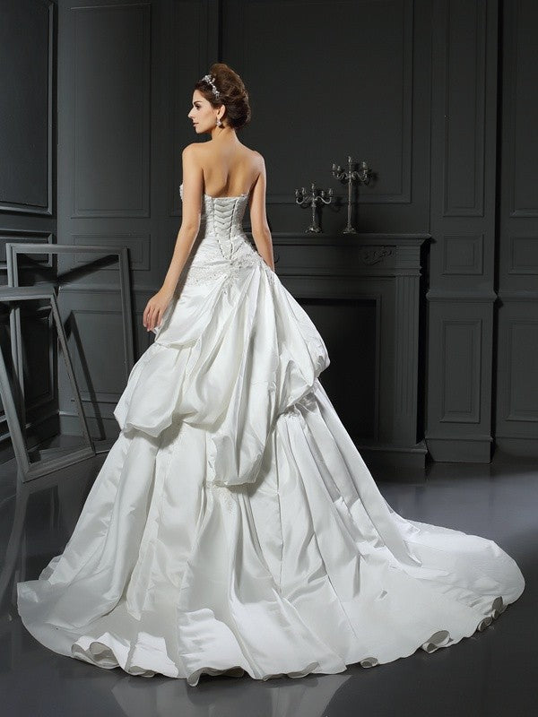 Ball Gown Strapless Applique Sleeveless Long Satin Wedding Dresses Bridal Gowns