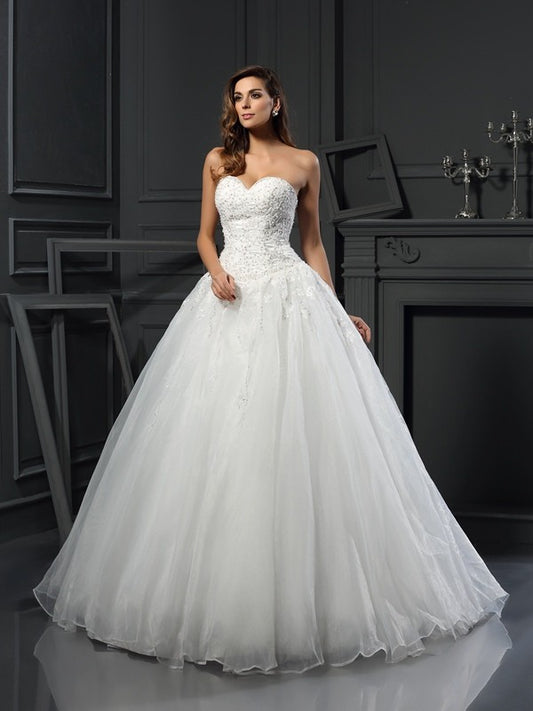 Ballkleid Sweetheart Perlen Ärmellos Lange Tüll Brautkleider Brautkleider