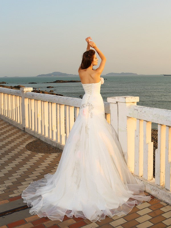 Ballkleid Trägerlos Handgemachte Blume Ärmellos Lang Satin Strand Brautkleider Brautkleider