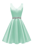 Satin Glitter Homecoming Dresses for Teens Short Prom Dress V-Neck Beaded Evening Formal Cocktail Party Gowns