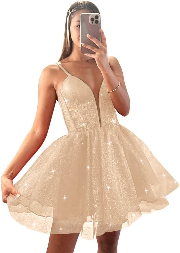 Glitter Tulle Homecoming Dresses for Teens Spaghetti V Neck Short Prom Dresses A Line Mini Cocktail Party Gowns