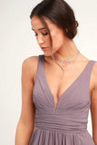 Women's Deep V Neck Bridesmaid Dresses with Slit Chiffon Pleats A Line Formal Party Dresses with Pockets